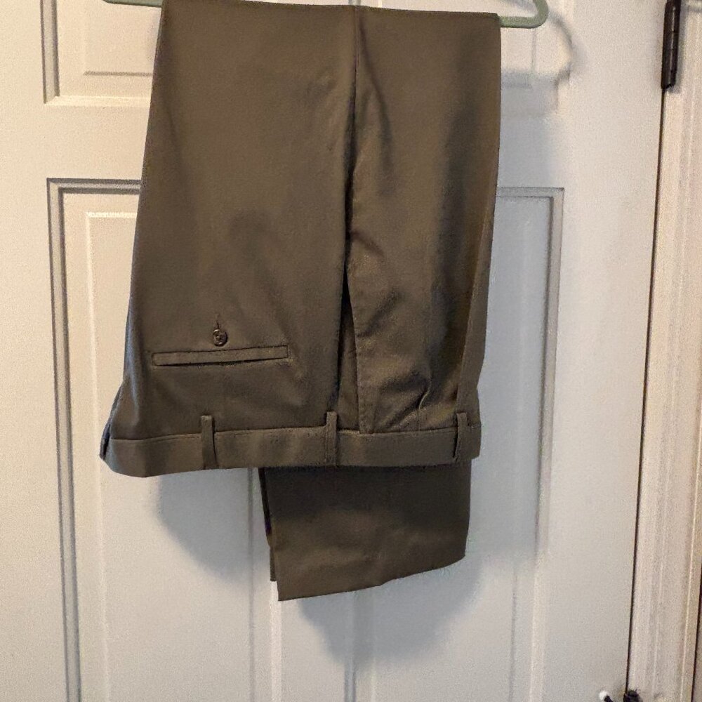 Mens Haggar Khakis 36x32
